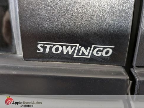 Used 2009 Dodge Grand Caravan SE FWD image 39
