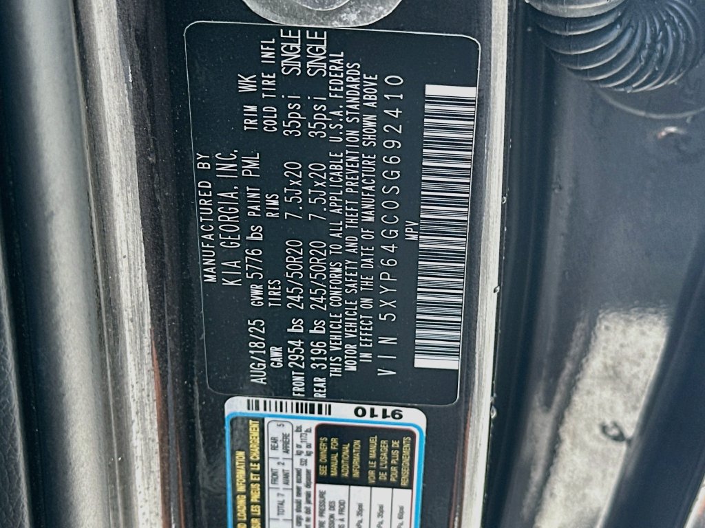 Used 2025 Kia Telluride S FWD image 35