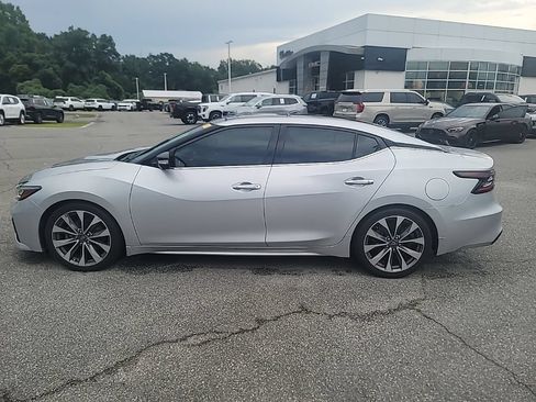 Used 2023 Nissan Maxima Platinum w/ Sport Mat Group FWD image 4