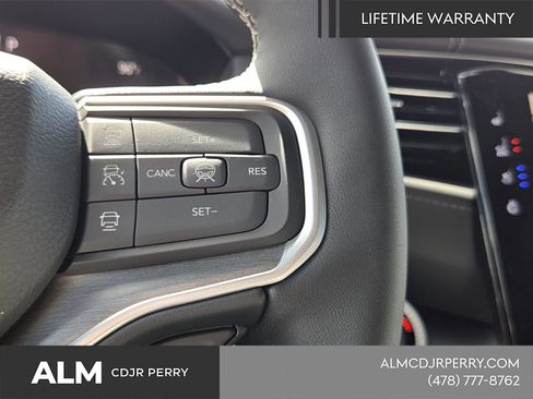 New 2026 Jeep Grand Wagoneer Limited AWD/4WD image 28