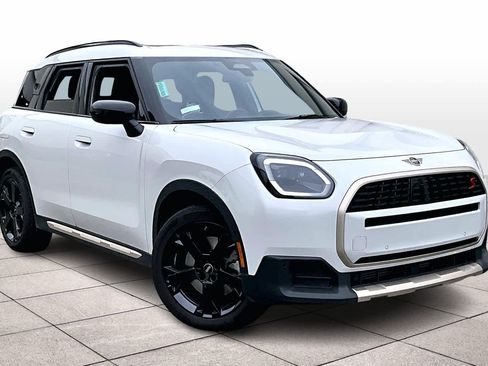 Used 2025 MINI Cooper Countryman S image 2