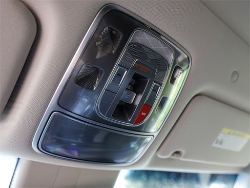 New 2025 Genesis GV80 2.5T Prestige image 18