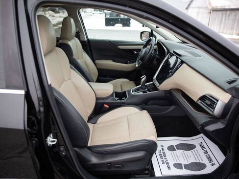 Used 2020 Subaru Outback Limited image 24