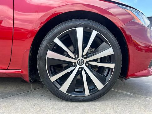 Used 2019 Nissan Altima 2.5 SR w/ SR Premium Package FWD image 36