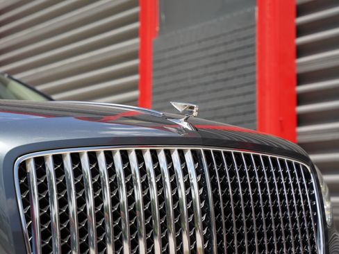 Used 2020 Bentley Flying Spur W12 AWD/4WD image 6