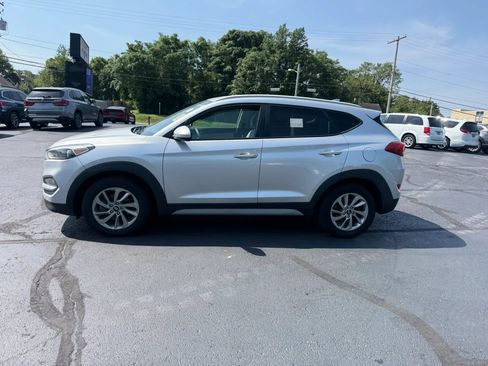 Used 2018 Hyundai Tucson SEL FWD image 4