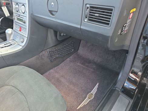 Used 2005 Chrysler Crossfire SRT-6 RWD image 25