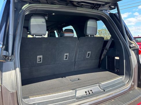 Used 2024 Lincoln Navigator Reserve image 37