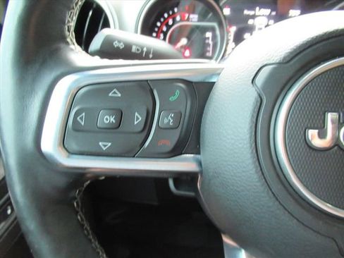 Used 2020 Jeep Gladiator Rubicon w/ Dual Top Group AWD/4WD image 24