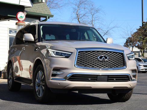 Used 2018 INFINITI QX80 2WD w/ Driver Assistance Package image 7