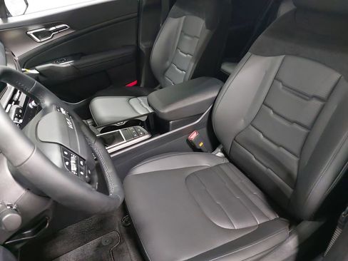 New 2026 Kia Sportage SX image 15