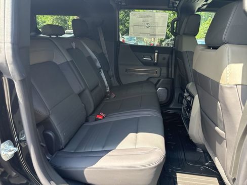 New 2025 GMC Hummer EV 3X image 12