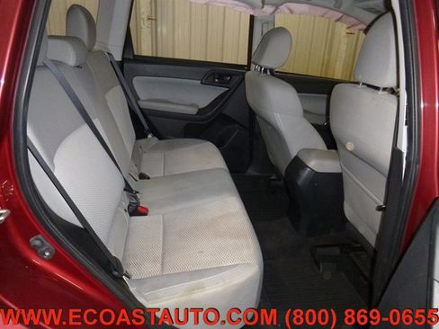 Used 2017 Subaru Forester 2.5i image 15