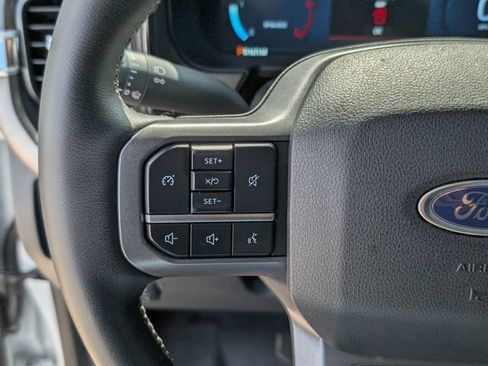 Used 2025 Ford F250 Lariat w/ FX4 Off-Road Package AWD/4WD image 16