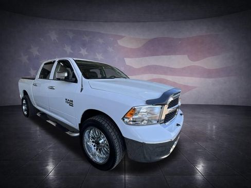Used 2022 RAM 1500 Classic SLT RWD image 7