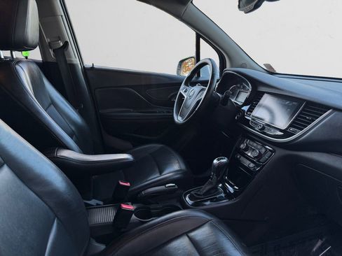 Used 2017 Buick Encore Essence image 16