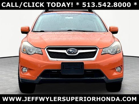 Used 2014 Subaru Crosstrek 2.0i Premium AWD/4WD image 2