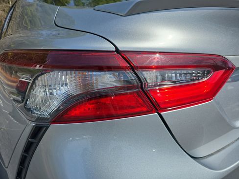 Used 2024 Toyota Camry SE image 37