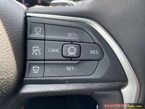 New 2026 Jeep Grand Cherokee Altitude AWD/4WD image 19