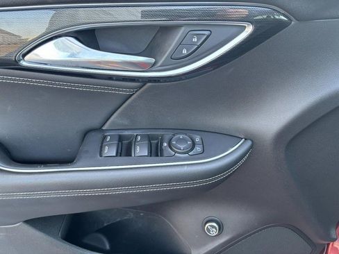 Used 2022 Buick Envision Preferred FWD image 18
