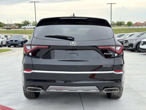 New 2026 Acura MDX SH-AWD image 4