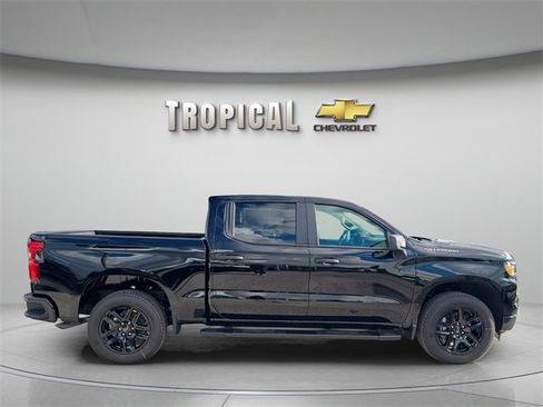 New 2026 Chevrolet Silverado 1500 Custom image 6