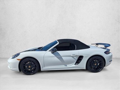 Used 2024 Porsche 718 Boxster image 9