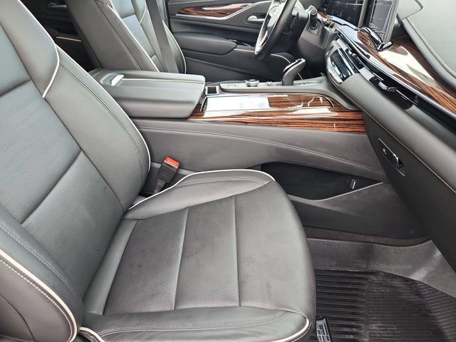 Certified 2024 Cadillac Escalade ESV Premium Luxury AWD/4WD image 22
