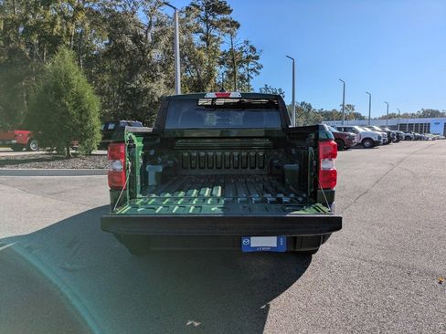 New 2025 Ford Maverick XL image 13