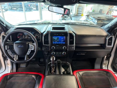 Used 2016 Ford F150 Lariat w/ Equipment Group 502A Luxury AWD/4WD image 10