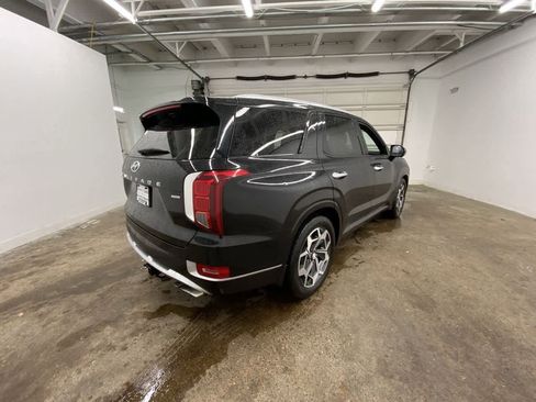 Used 2021 Hyundai Palisade Calligraphy w/ Winter Package image 6