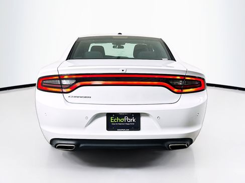 Used 2022 Dodge Charger SXT image 7