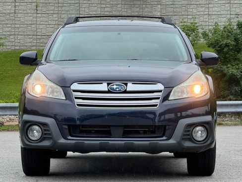 Used 2014 Subaru Outback 2.5i Premium AWD/4WD image 3