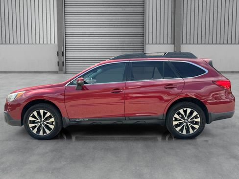 Used 2016 Subaru Outback 2.5i Limited AWD/4WD image 2