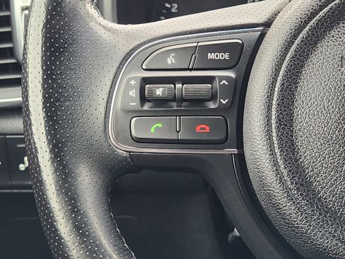 Used 2017 Kia Sportage SX image 28
