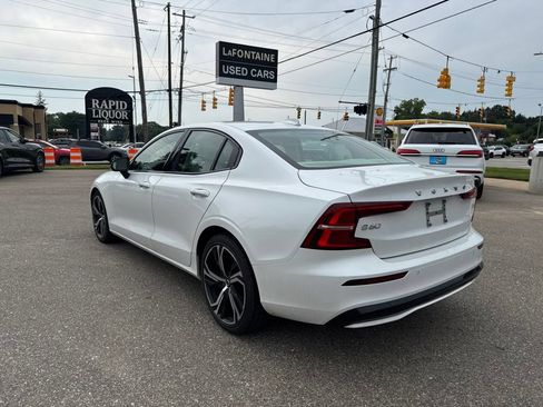 Used 2024 Volvo S60 B5 Core FWD image 3