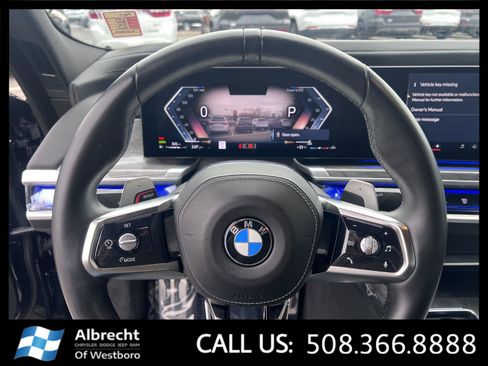 Used 2024 BMW 740i xDrive image 28