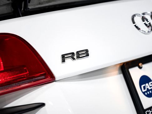 Used 2009 Audi R8 V8 image 16