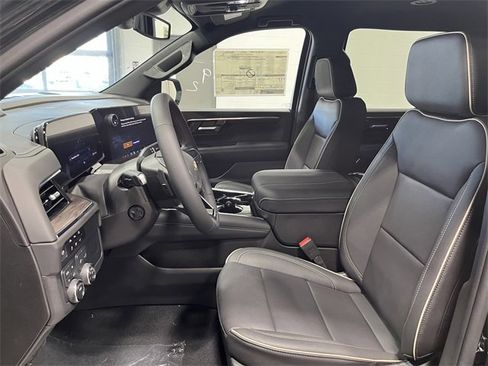 New 2025 Chevrolet Tahoe Premier image 11