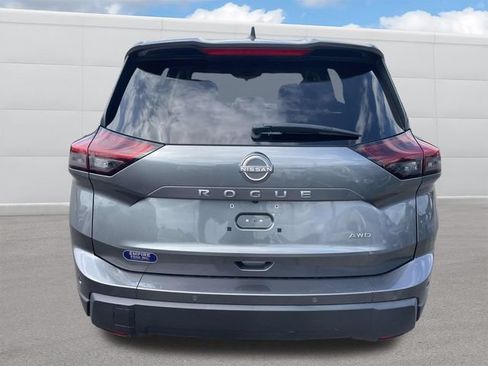 Used 2024 Nissan Rogue S AWD/4WD image 4