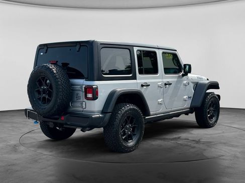 Used 2024 Jeep Wrangler Unlimited AWD/4WD image 10