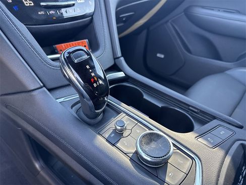 Used 2024 Cadillac XT6 Sport image 20