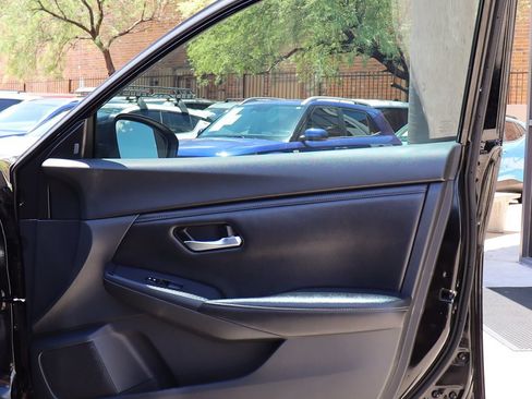 Used 2021 Nissan Sentra SV FWD image 33