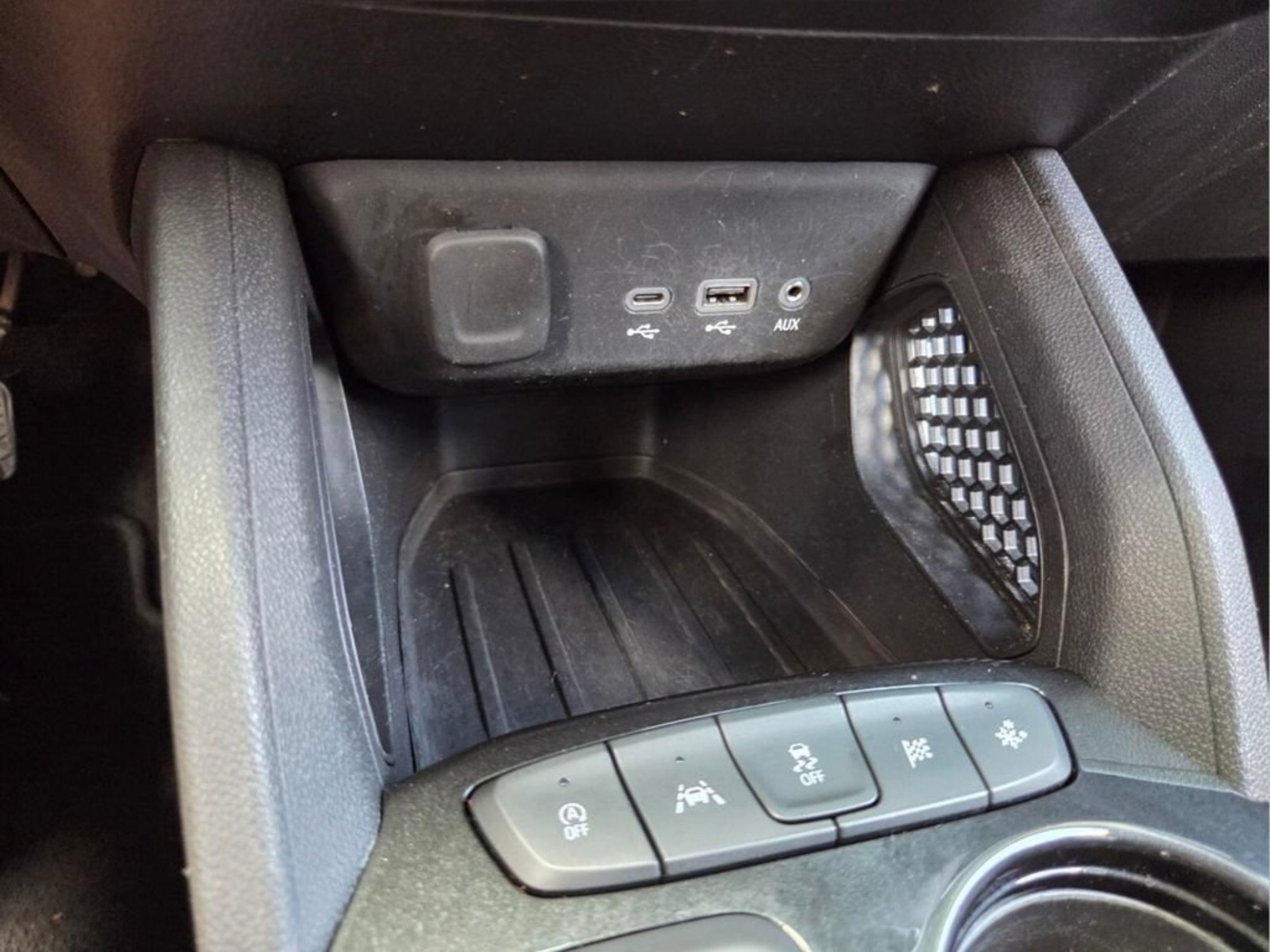 Used 2023 Chevrolet TrailBlazer LT FWD image 24