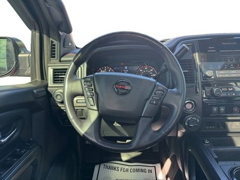 Used 2021 Nissan Titan PRO-4X w/ Pro-4x Convenience Package image 12
