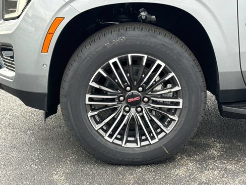 New 2026 GMC Yukon Elevation w/ Elevation Premium Package AWD/4WD image 11