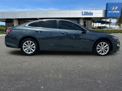 Used 2019 Chevrolet Malibu LT w/ Driver Confidence Package II FWD image 9