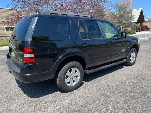Used 2008 Ford Explorer XLT image 10