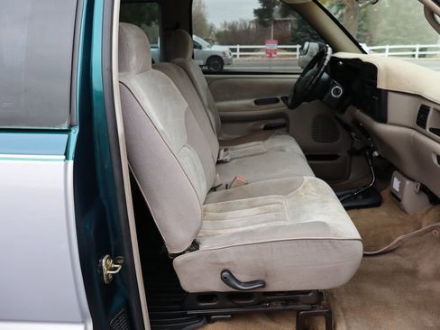 Used 1996 Dodge Ram 2500 Truck ST image 22