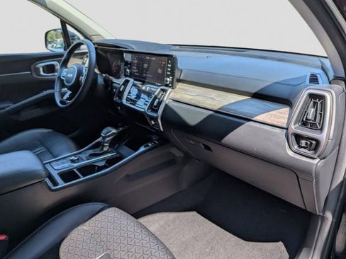 Certified 2023 Kia Sorento S AWD/4WD image 27